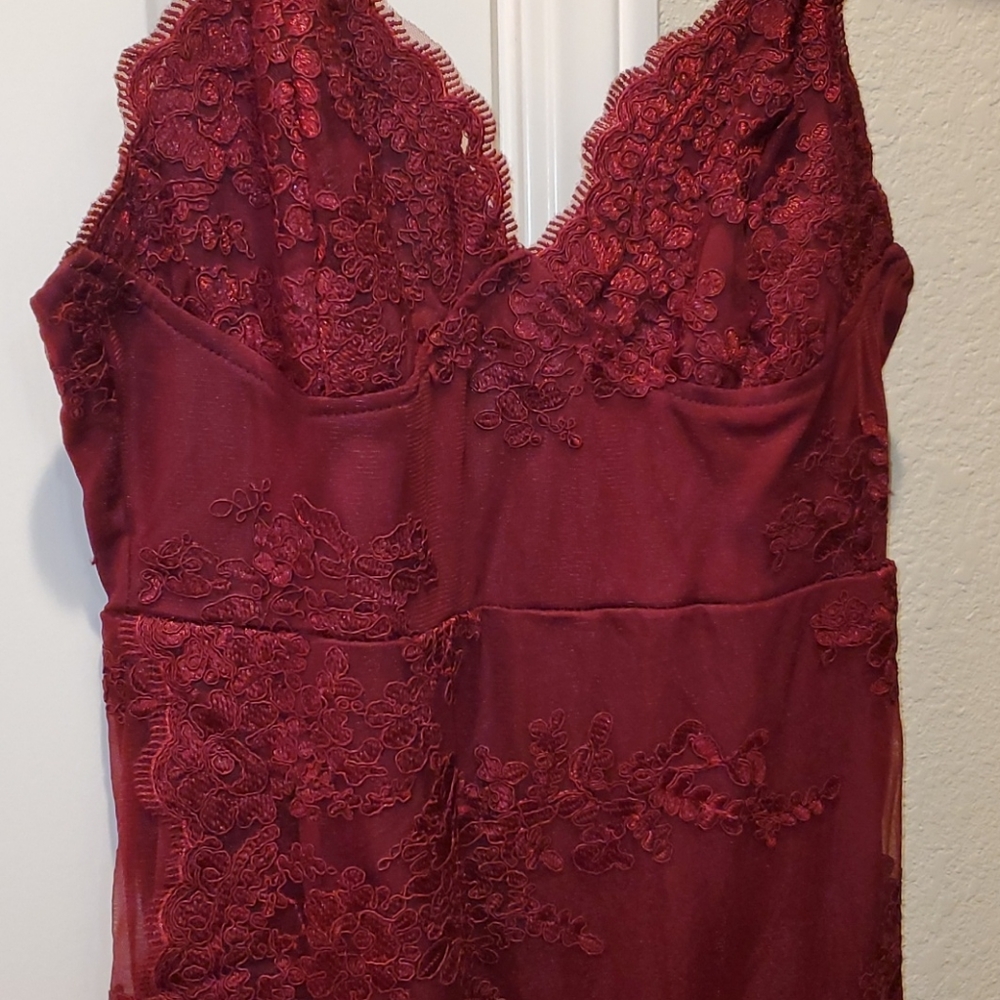 Dress - Picture 4 of 8